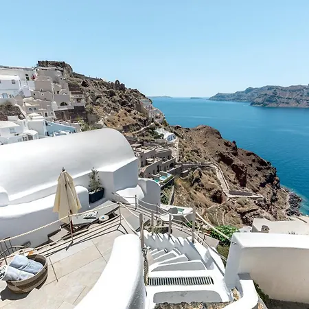 Yposkafo Jacuzzi House