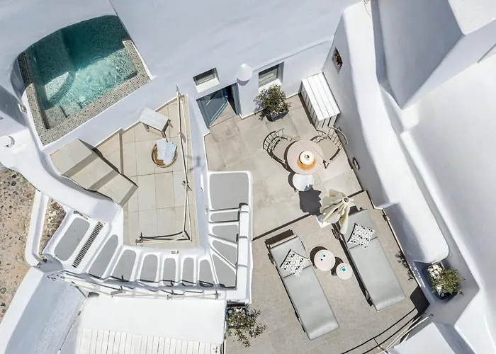 Yposkafo Jacuzzi House * Oia