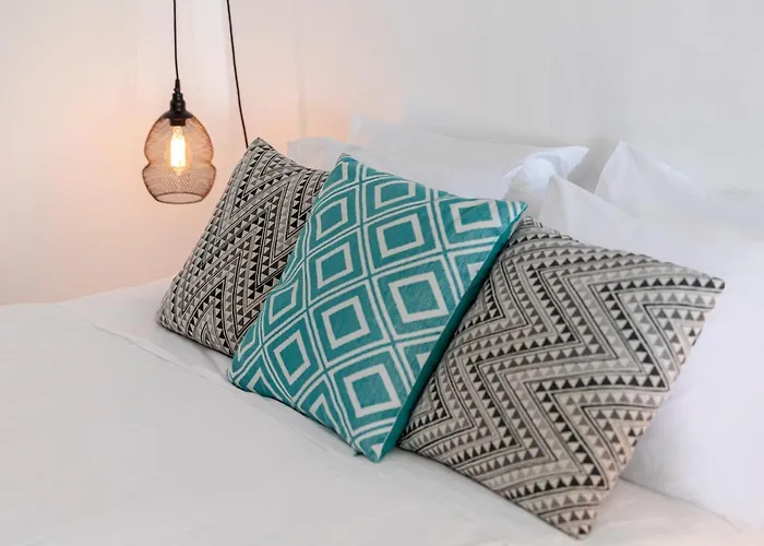 Yposkafo Jacuzzi House