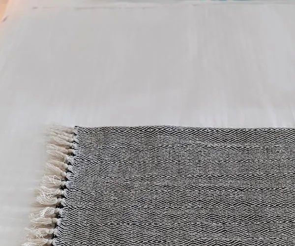 Yposkafo Jacuzzi House