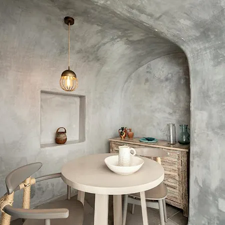 Yposkafo Jacuzzi House Οία